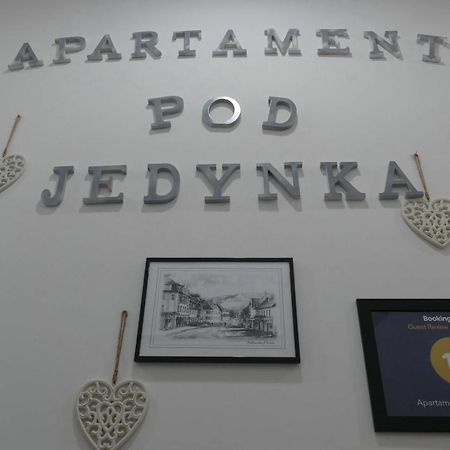 Apartamenty Pod Jedynka - Jednosci Narodowej 3/1 ชกลาร์สกา ปอเรมบา ภายนอก รูปภาพ